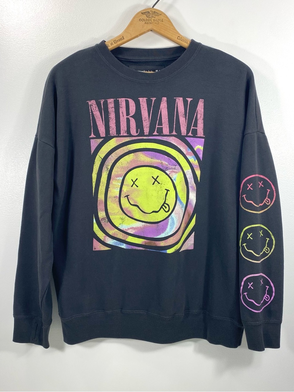 Abercrombie & Fitch Kids Nirvana Band Smiley Face Gray Crewneck Sweatshirt 15 16